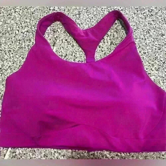 Athleta Women’s padded Fuschia Sports Bra - Size small - Picture 1 of 4